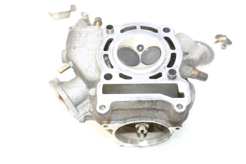 photo de CYLINDER HEAD YAMAHA YP MAJESTY 125 (2002 - 2006) - Alternative perspective