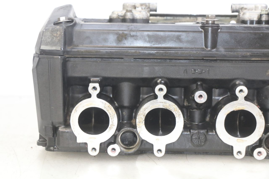 photo de CYLINDER HEAD KAWASAKI Z 750 (2007 - 2013) - Distinctive features