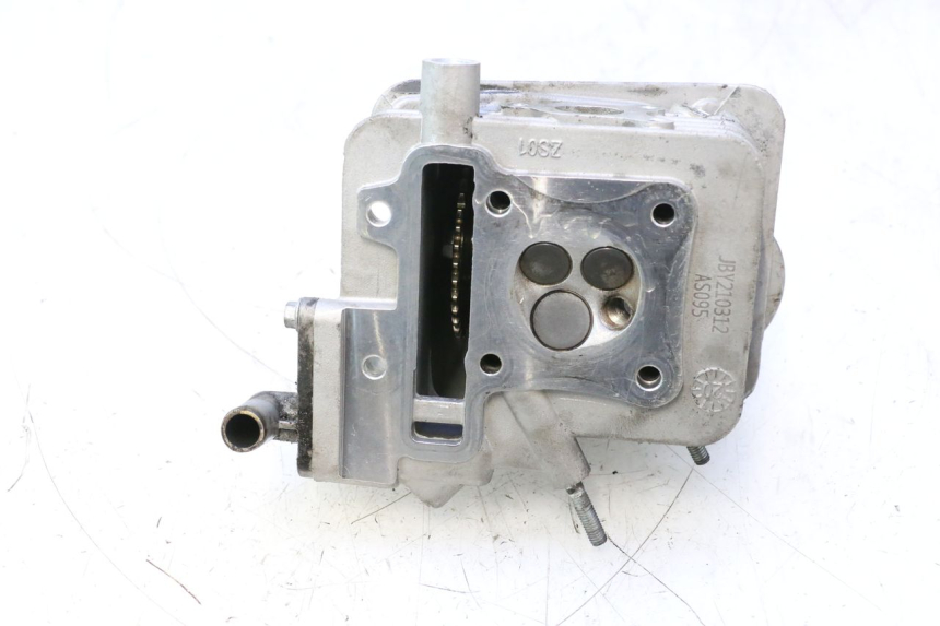 photo de CYLINDER HEAD PIAGGIO ZIP IGET 4T 50 (2021 - 2023) - Zoom on usage condition