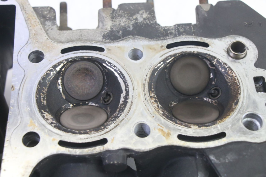 photo de CYLINDER HEAD KAWASAKI ZR 7 750 (1999 - 2004) - Component zoom