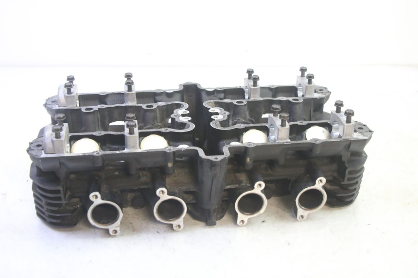 photo de CYLINDER HEAD KAWASAKI ZR 7 750 (1999 - 2004) - Technical close-up