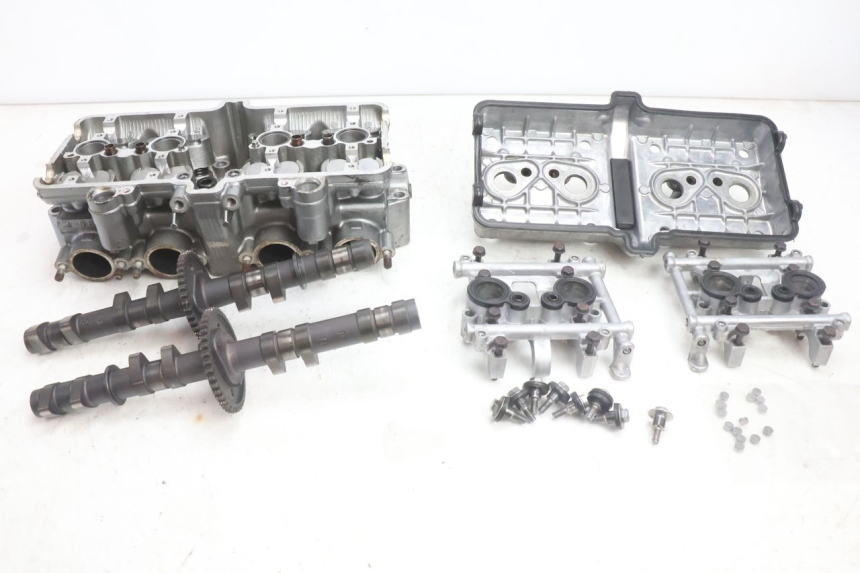 photo de CYLINDER HEAD KAWASAKI ZZR 600 (1995 - 2004) - Main view
