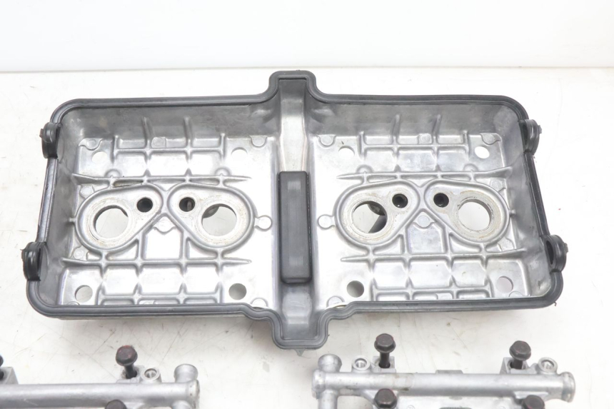 photo de CYLINDER HEAD KAWASAKI ZZR 600 (1995 - 2004) - Detailed visual inspection