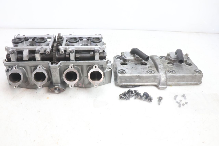 photo de CYLINDER HEAD KAWASAKI ZZR 600 (1995 - 2004) - Spare part profile view