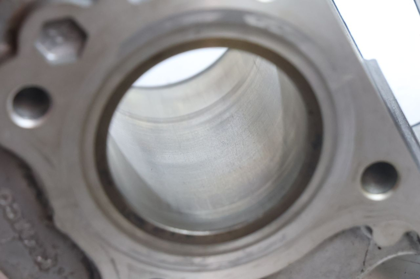 photo de CYLINDER BARREL KYMCO AGILITY 16+ 4T 50 (2018 - 2023) - Surface and material condition