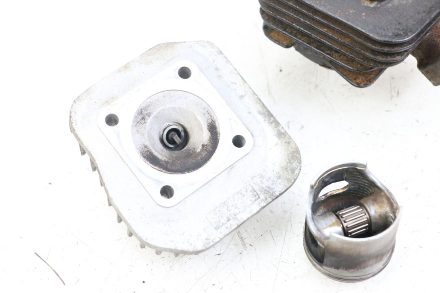 photo de CYLINDER PEUGEOT BUXY 50 (1993 - 1998) - Component zoom