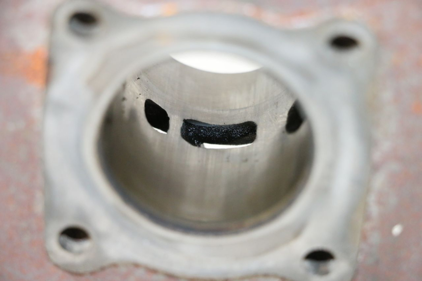 photo de CYLINDER BARREL PEUGEOT KISBEE 2T 50 (2010 - 2017) - Alternative perspective