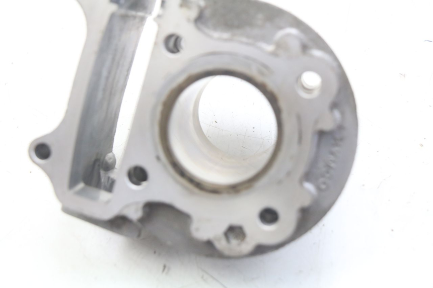 photo de CYLINDER BARREL KYMCO LIKE 4T 50 (2009 - 2018) - Fixing points details