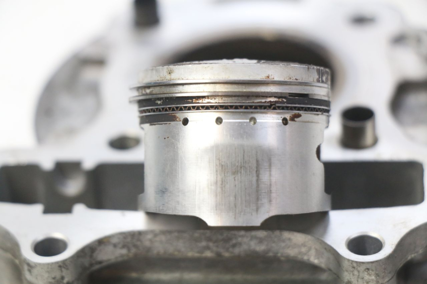 photo de CYLINDER PISTON KYMCO AGILITY 4T 50 (2005 - 2018) - Component zoom