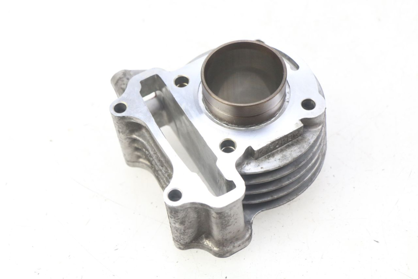 photo de CYLINDER PISTON KYMCO AGILITY 4T 50 (2005 - 2018) - Technical close-up
