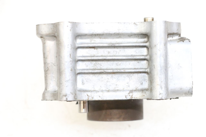 photo de CYLINDER PISTON KYMCO AGILITY 4T 50 (2005 - 2018) - Fixing points details