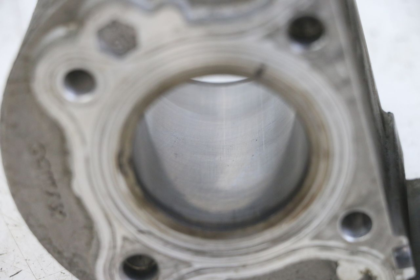 photo de CYLINDER PISTON KYMCO AGILITY 4T 50 (2018 - 2022) - Fixing points details