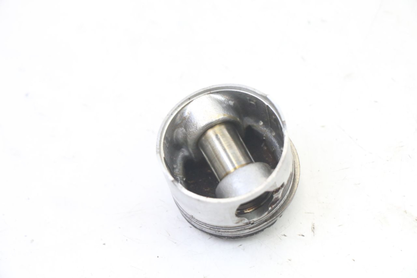 photo de CYLINDER PISTON KYMCO AGILITY 4T 50 (2018 - 2022) - Detailed visual inspection