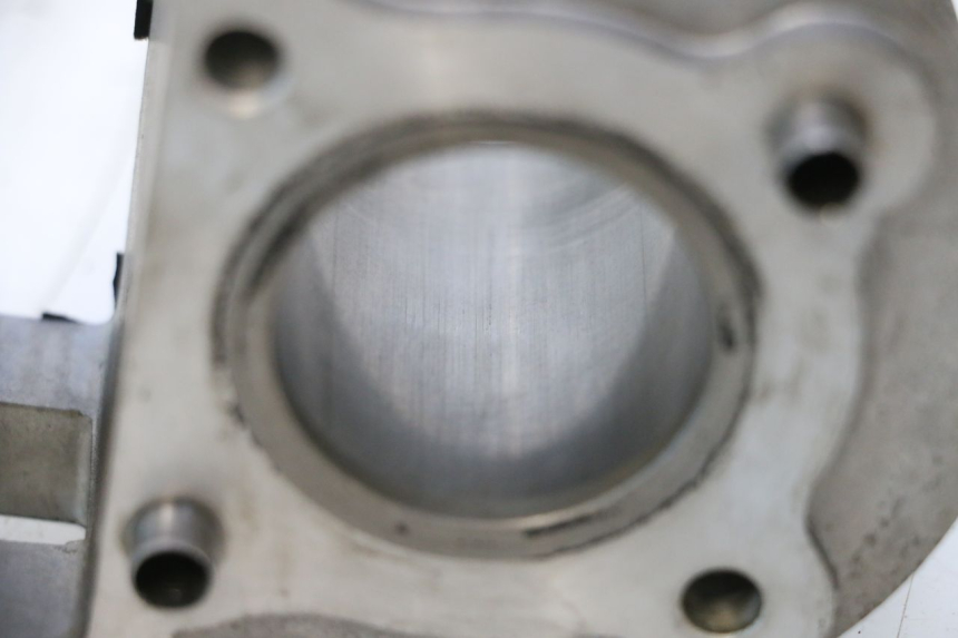 photo de CYLINDER PISTON KYMCO AGILITY 4T 50 (2005 - 2018) - Fixing points details