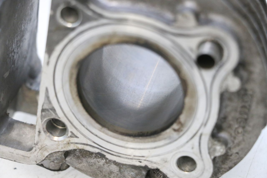 photo de CYLINDER BARREL PISTON KYMCO AGILITY PREMIUM 50 (2007 - 2010) - Additional view of the item