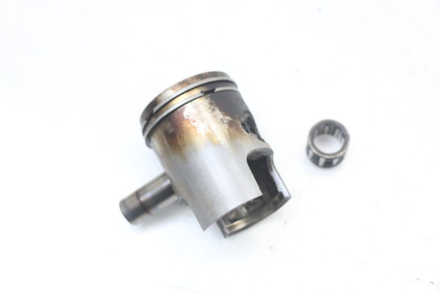 photo de CYLINDER BARREL PISTON APRILIA SR MOTARD 50 (2012 - 2018) - Surface and material condition