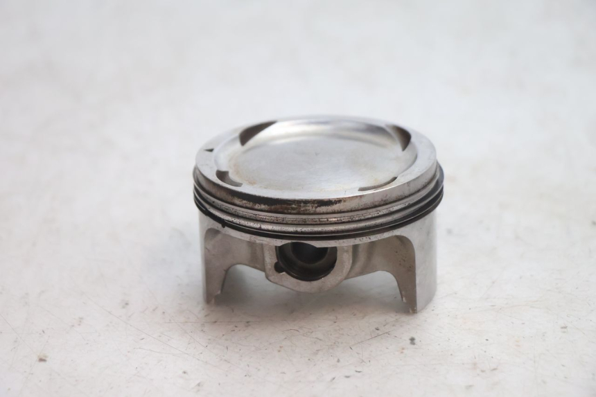 photo de REAR CYLINDER AND PISTON GILERA GP 800 (2007 - 2013) - Distinctive features