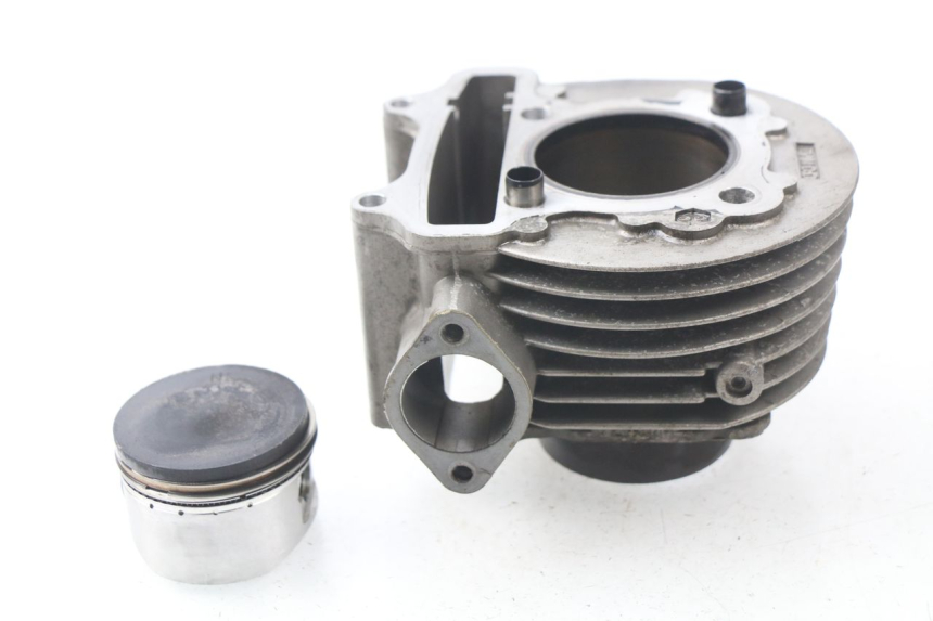 photo de CYLINDER PISTON JONWAY AZTRAL 125 (2008 - 2017) - Distinctive features