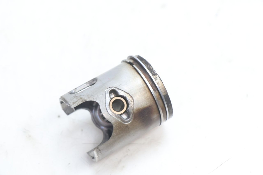 photo de CYLINDER BARREL PISTON MBK BOOSTER SPIRIT 50 (1996 - 1999) - Component zoom