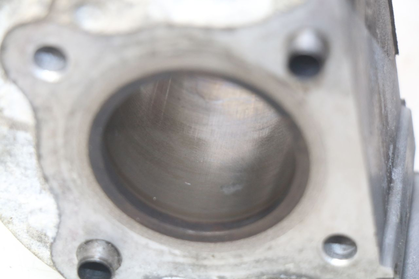 photo de CYLINDER PISTON BAOTIAN BT 50 QT-12 50 (2007 - 2009) - Additional view of the item