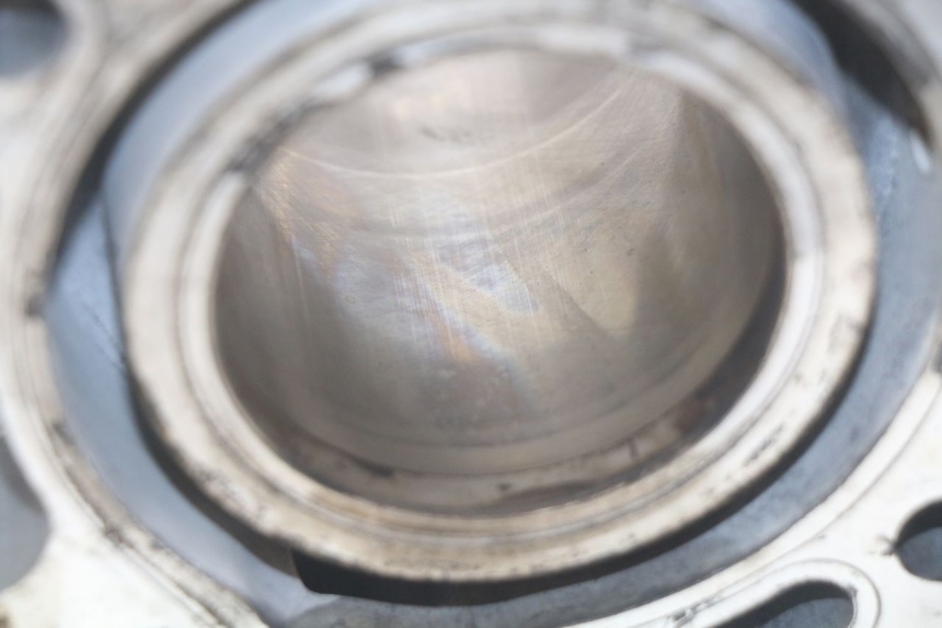 photo de CYLINDER PISTON SUZUKI BURGMAN 125 (2007 - 2014) - Technical close-up