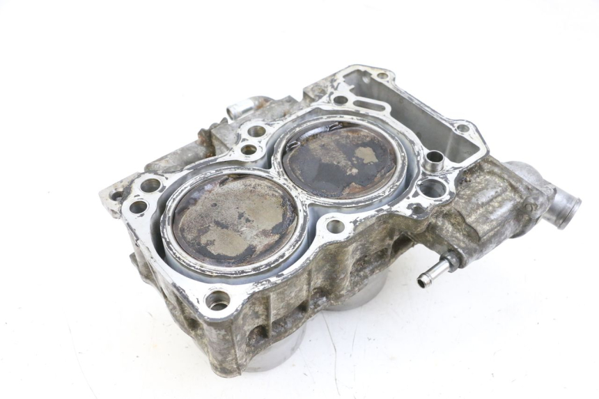 photo de CYLINDER BARREL PISTON SUZUKI BURGMAN 650 (2013 - 2020) - Fixing points details