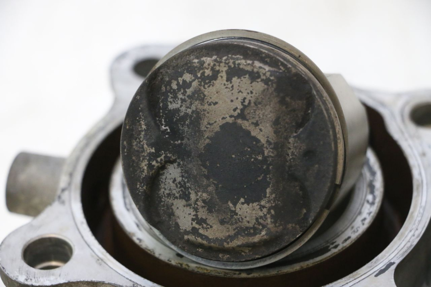 photo de CYLINDER PISTON SUZUKI BURGMAN 125 (2007 - 2014) - Supplementary product photo