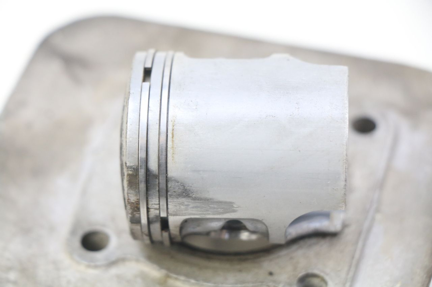 photo de CYLINDER PISTON PEUGEOT BUXY 50 (1993 - 1998) - Detailed visual inspection