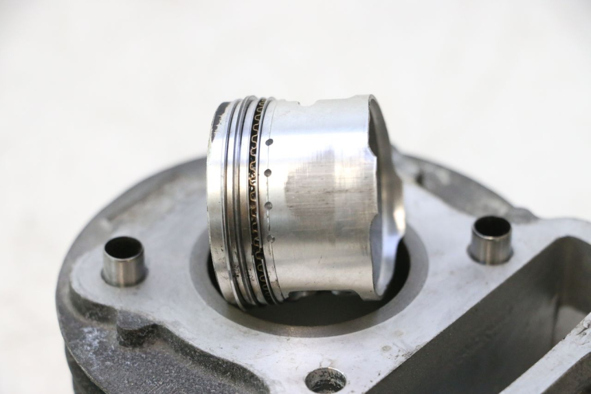 photo de CYLINDER BARREL PISTON MASH CITY 4T 50 (2018 - 2020) - Detailed visual inspection