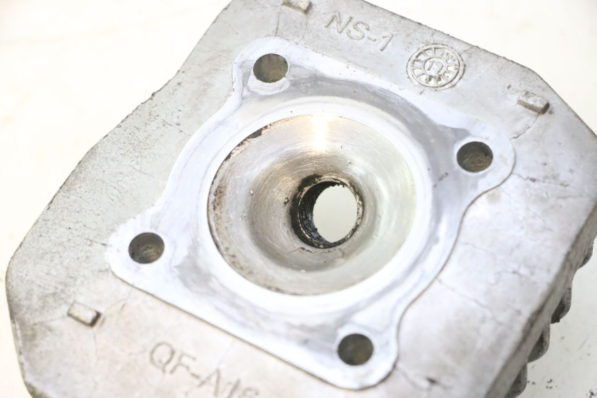 photo de CYLINDER BARREL PISTON PEUGEOT CITYSTAR 2T 50 (2018 - 2021) - Fixing points details