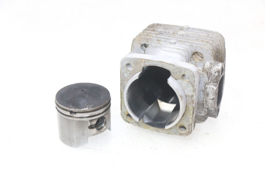 photo de CYLINDER PISTON POCKET BIKE CROSS 50 - Zoom on usage condition