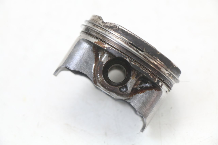 photo de CYLINDER BARREL PISTON KYMCO DINK STREET 125 (2009 - 2014) - Fixing points details