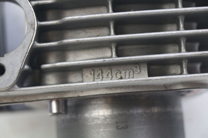 photo de CYLINDER PISTON XTRM FACTORY DIRTBIKE BSE 150 - High-resolution close-up