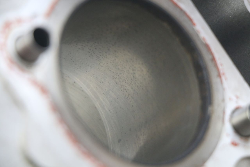 photo de CYLINDER PISTON XTRM FACTORY DIRTBIKE BSE 150 - Fixing points details