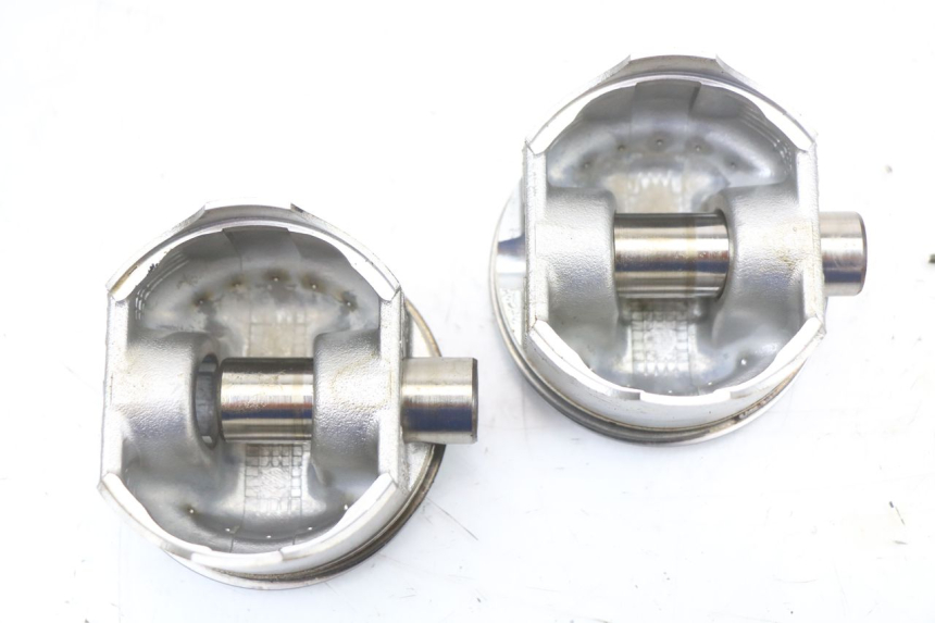 photo de CYLINDER BARREL PISTON HONDA FJS SILVER WING SILVERWING 400 (2005 - 2008) - Detailed visual inspection