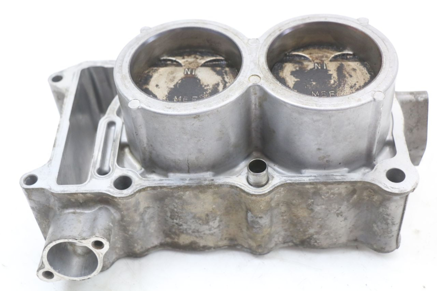 photo de CYLINDER BARREL PISTON HONDA FJS SILVER WING SILVERWING 400 (2005 - 2008) - Fixing points details