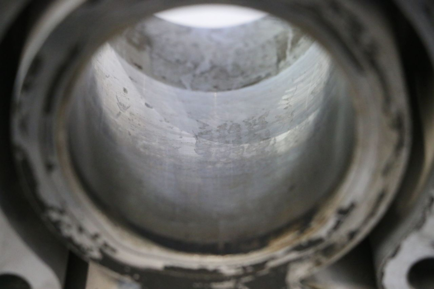 photo de CYLINDER BARREL PISTON HONDA FJS SILVER WING SILVERWING 400 (2005 - 2008) - Additional view of the item