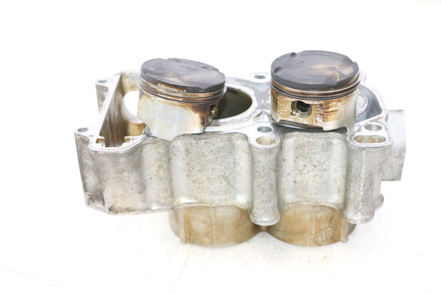 photo de CYLINDER BARREL PISTON HONDA FJS SILVER WING SILVERWING 400 (2005 - 2008) - Technical close-up