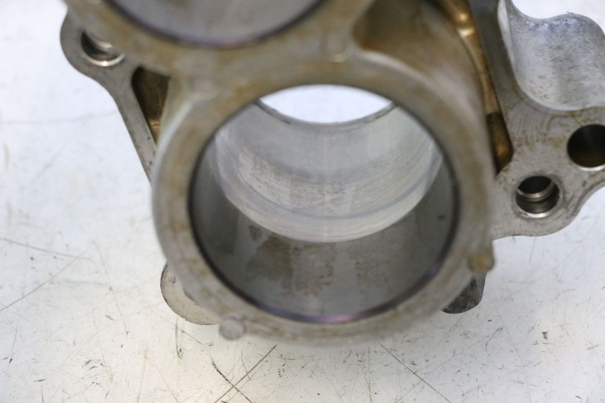 photo de CYLINDER BARREL PISTON HONDA FJS SILVER WING SILVERWING 400 (2005 - 2008) - Alternative perspective