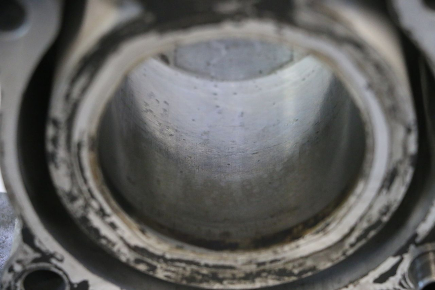 photo de CYLINDER BARREL PISTON HONDA FJS SILVER WING SILVERWING 400 (2005 - 2008) - Markings and original references