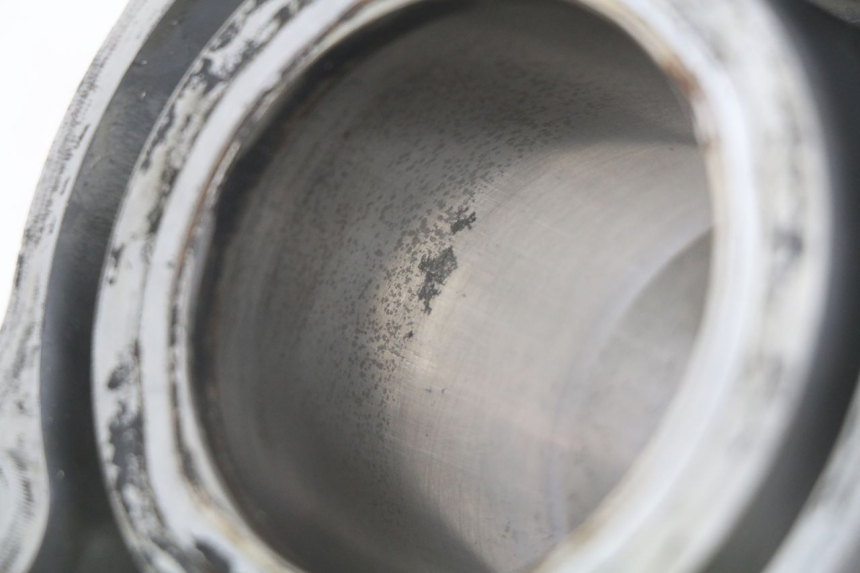 photo de CYLINDER PISTON HONDA FJS SILVERWING SILVER WING 400 (2009 - 2016) - Zoom on usage condition