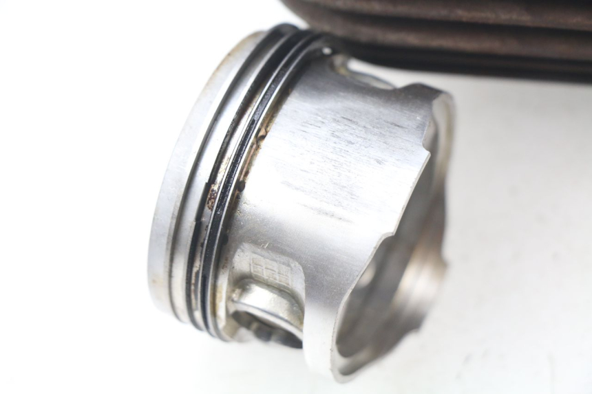 photo de CYLINDER BARREL PISTON PIAGGIO FLY 125 (2005 - 2012) - Focus on structure