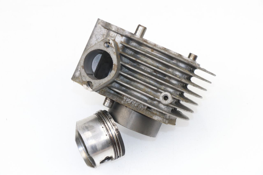 photo de CYLINDER BARREL PISTON REVATTO FUTURA GT 125 (2006 - 2008) - Additional view of the item