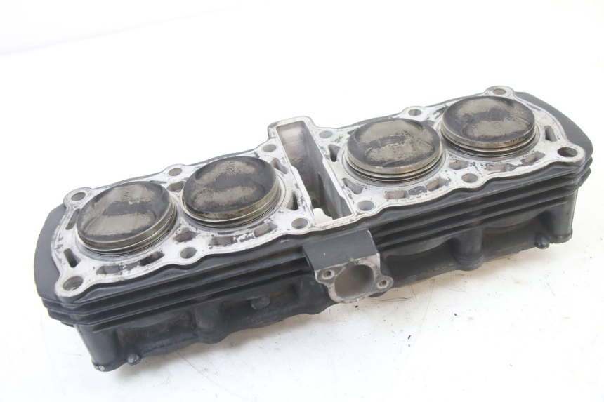 photo de CYLINDER BARREL PISTON YAMAHA FZS FAZER 600 (2001 - 2003) - Alternative perspective