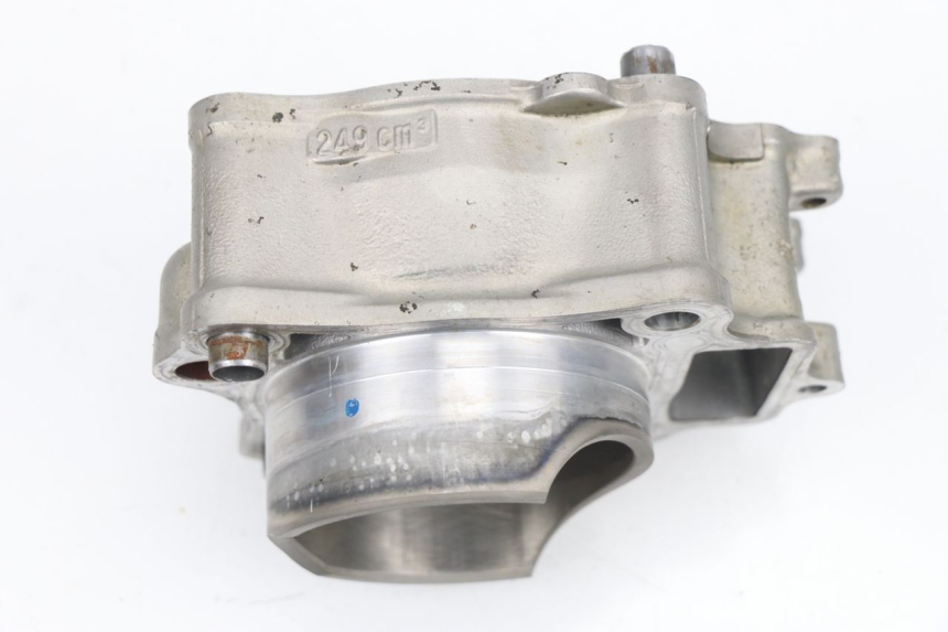 photo de CYLINDER BARREL PISTON HONDA CRF 250 (2013 - 2016) - High-resolution close-up