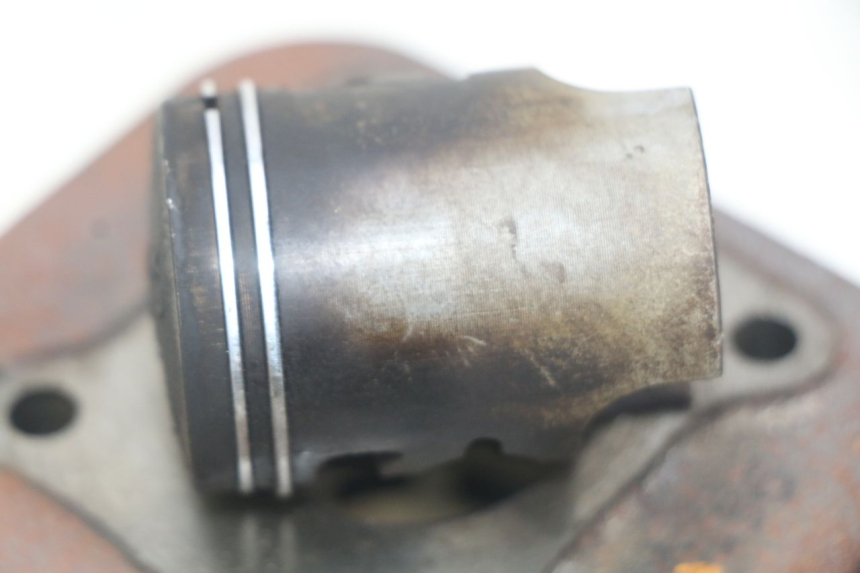 photo de CYLINDER BARREL PISTON SYM JET EURO X 2T 50 (2003 - 2007) - Fixing points details