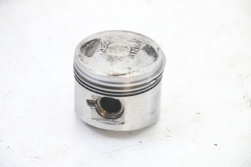 photo de CYLINDER BARREL PISTON KYMCO DINK 4T 50 (2007 - 2018) - Additional view of the item