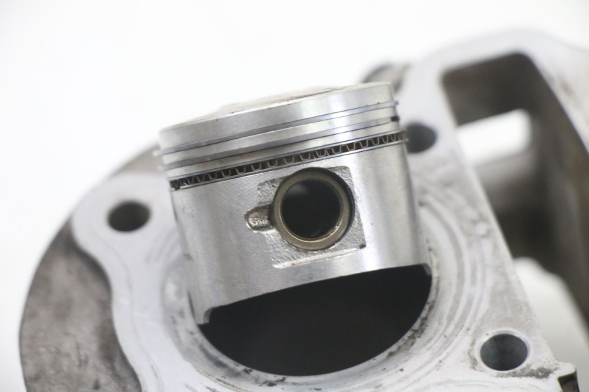 photo de CYLINDER BARREL PISTON KYMCO DINK 4T 50 (2007 - 2018) - Zoom on usage condition