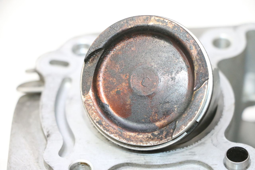 photo de CYLINDER BARREL PISTON PIAGGIO LIBERTY IGET S 125 (2016 - 2020) - Alternative angle