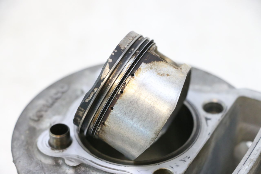 photo de CYLINDER BARREL PISTON KYMCO LIKE 125 (2009 - 2016) - Spare part profile view